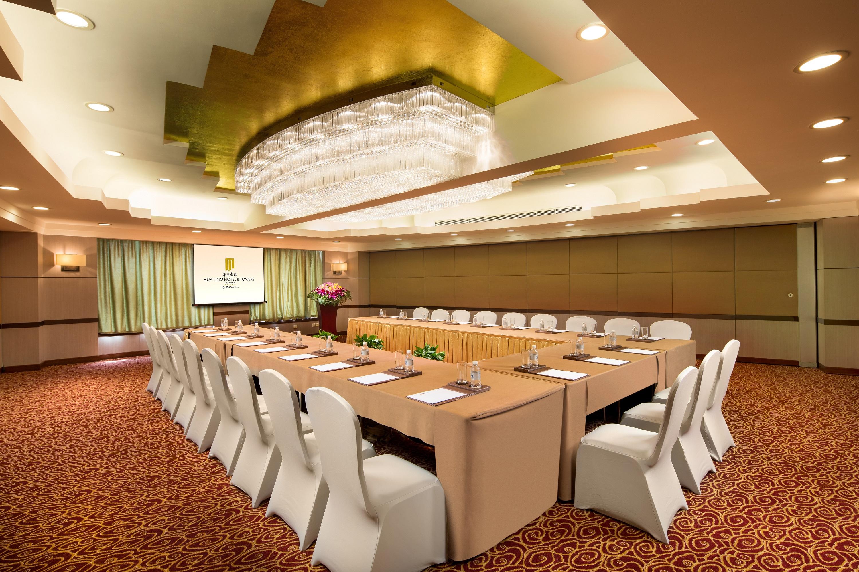 שנגחאי Hua Ting Hotel And Towers מראה חיצוני תמונה