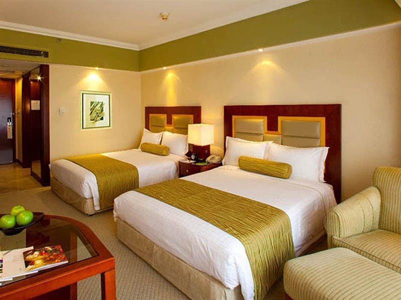 שנגחאי Hua Ting Hotel And Towers מראה חיצוני תמונה